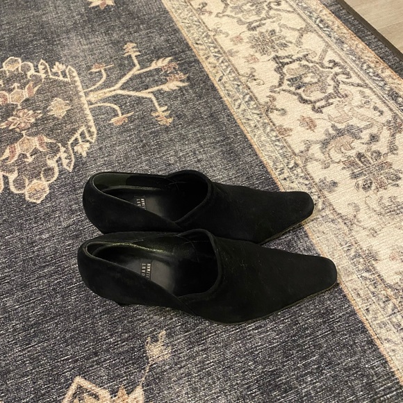 Stuart Weitzman size 7.5 heels - Picture 4 of 5